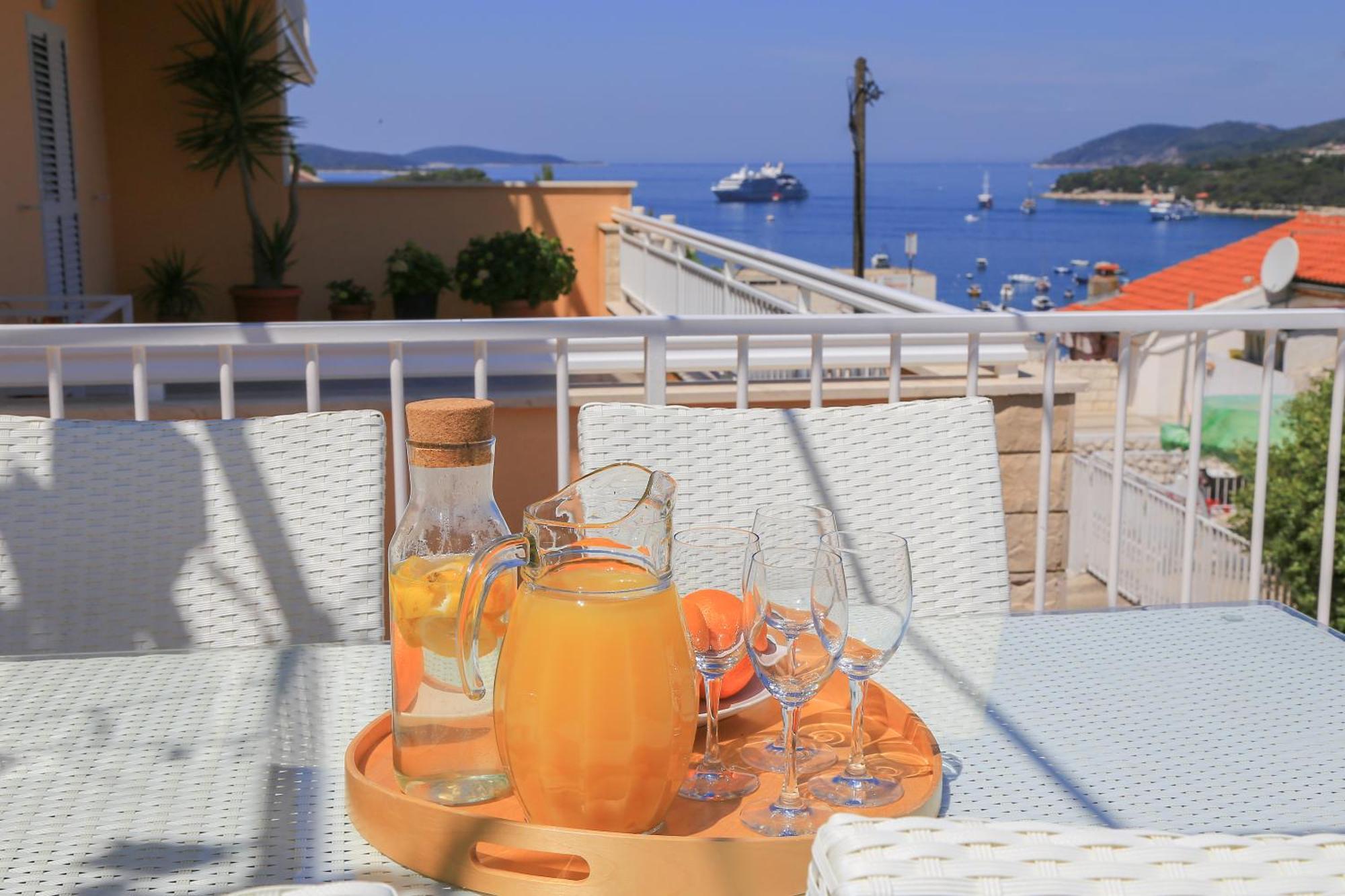 Apartments Sunny Elza Hvar Town Room photo
