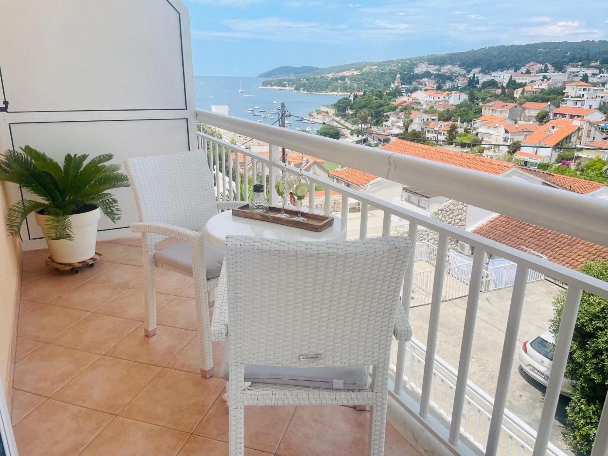 Apartments Sunny Elza Hvar Town Room photo