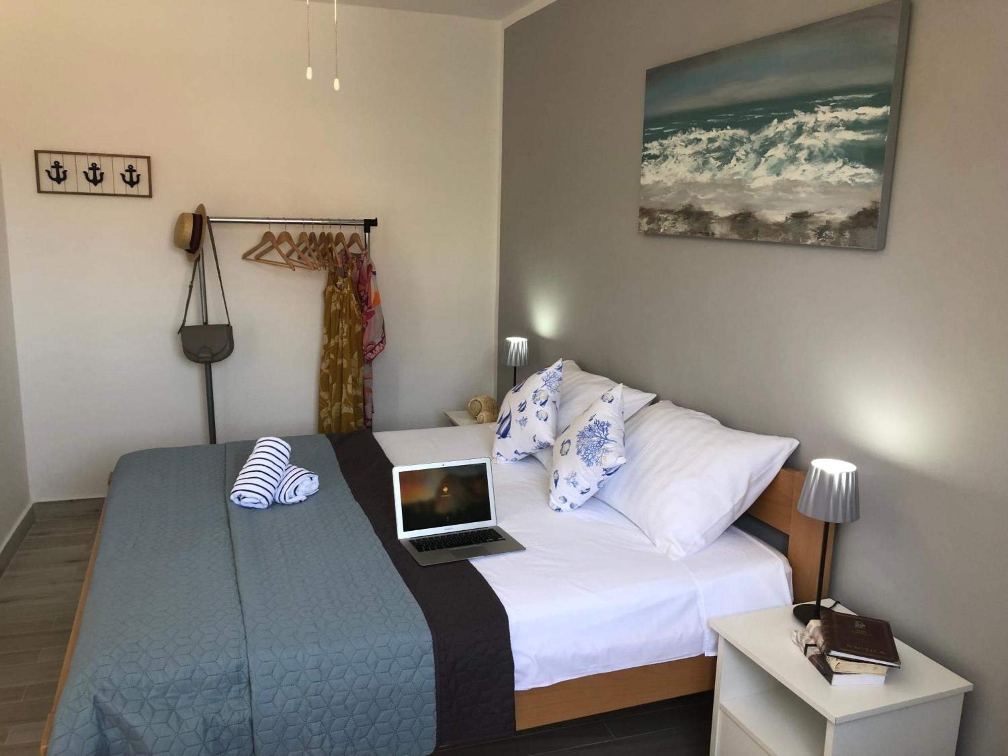 Apartments Sunny Elza Hvar Town Exterior photo