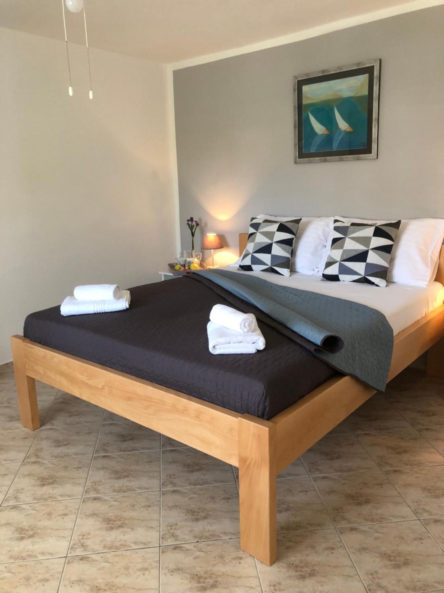 Apartments Sunny Elza Hvar Town Exterior photo